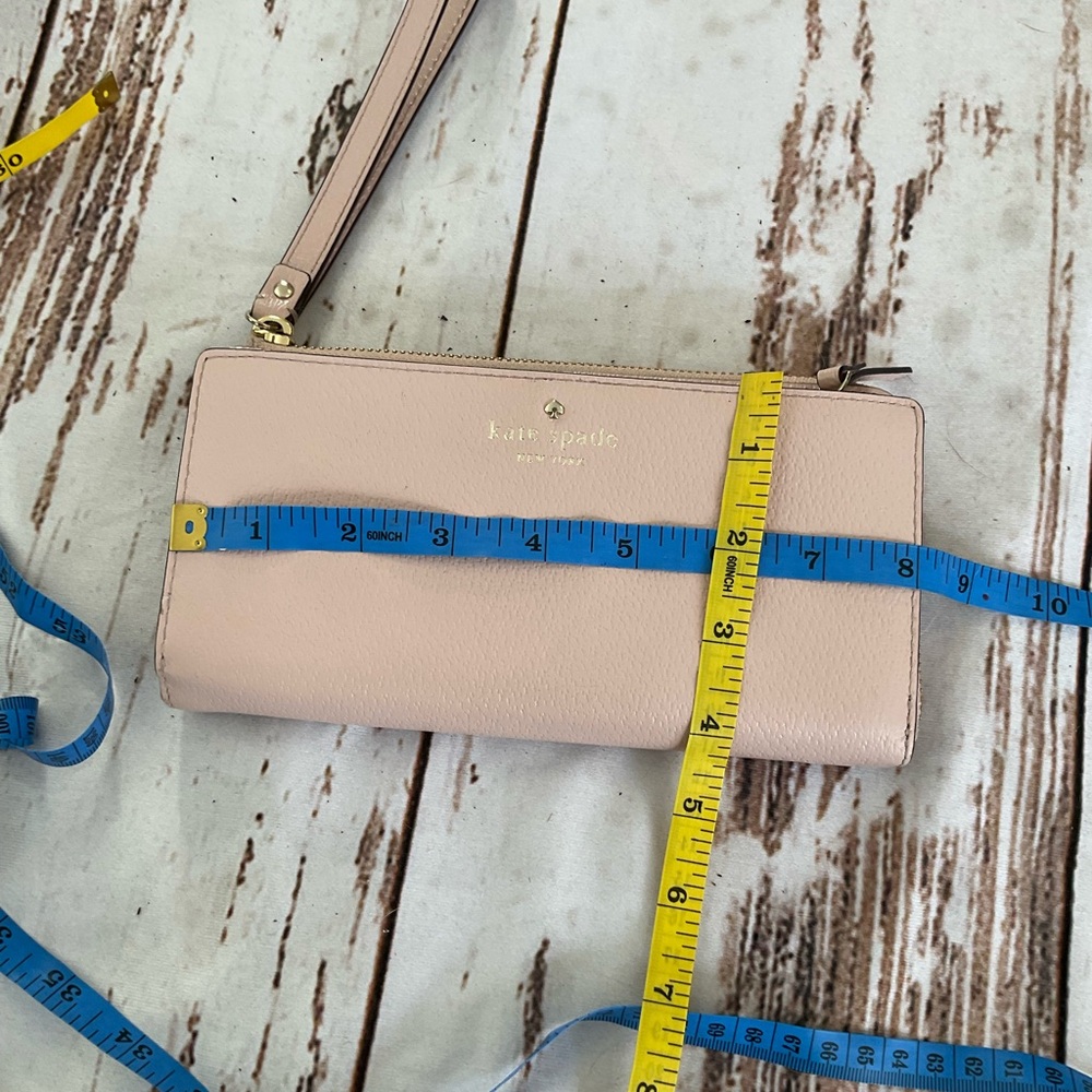 KATE SPADE BLUSH PINK LARGE WRISTLET WALLET - Picture 5 of 9